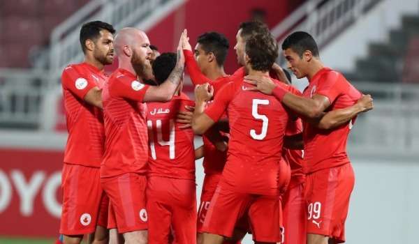 لاعبو العربي