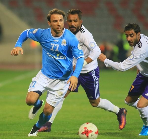 الألباني ميها