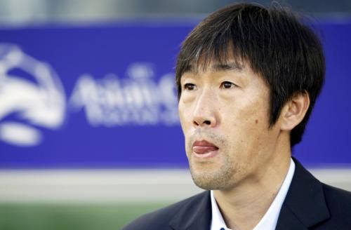 2011-01-082011-01-08t133214z_01_ac403_rtridsp_3_soccer-asian_reuters