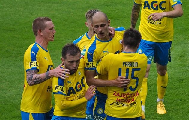 الدوري التشيكي عاد للحياة