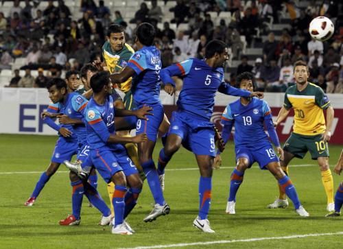 2011-01-112011-01-11t112259z_01_ac520_rtridsp_3_soccer-india-height_reuters
