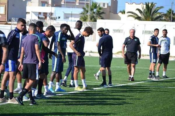 من تدريبات هلال الشابة