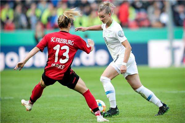 ألكسندرا بوب