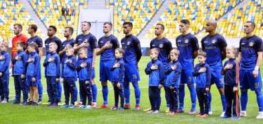 فريق كارباتي لفيف 