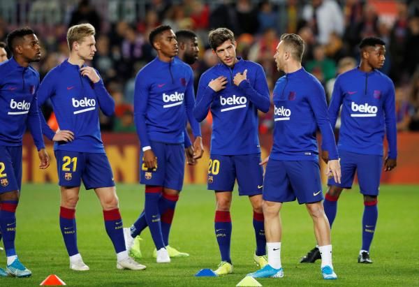 لاعبو برشلونة