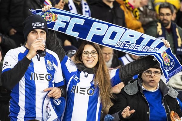 مشجعو بورتو - أرشيفية