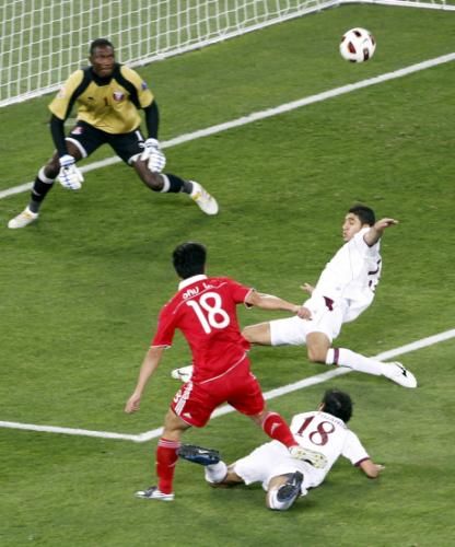 2011-01-122011-01-12t164008z_01_ac626_rtridsp_3_soccer-asian_reuters