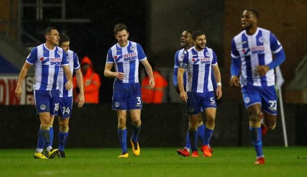 لاعبو ويجان