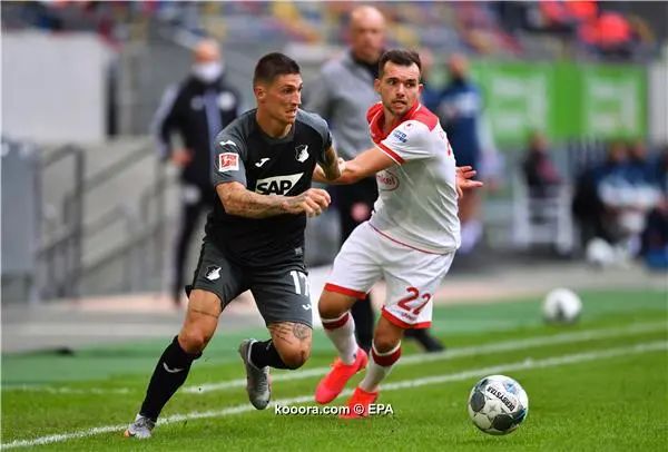 ?i=epa%2fsoccer%2f2020-06%2f2020-06-06%2f2020-06-06-08469211_epa