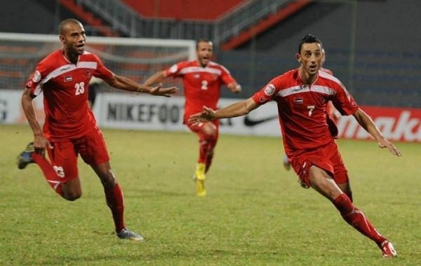 أشرف نعمان يحتفل بهدفه في نهائي كأس التحدي