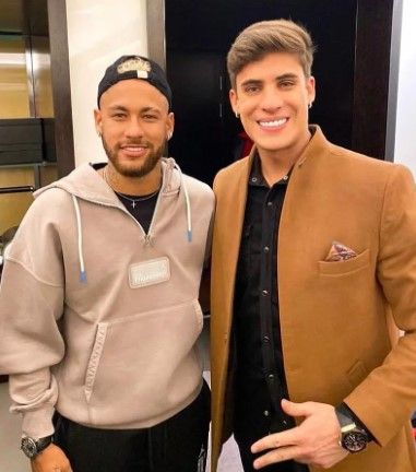 نيمار وزوج أمه