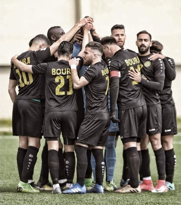 لاعبو البرج