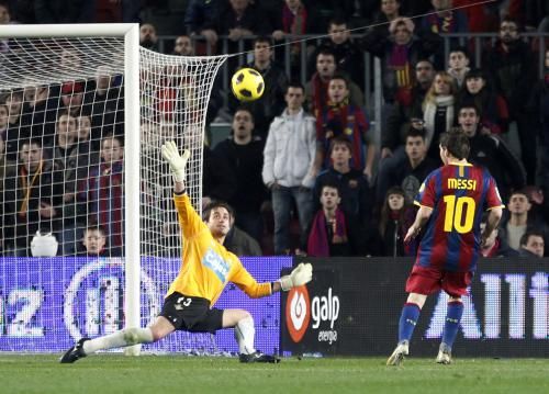 2011-01-122011-01-12t220510z_01_bar07_rtridsp_3_spain_reuters