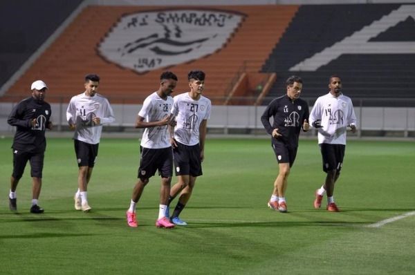 لاعبو الشباب 