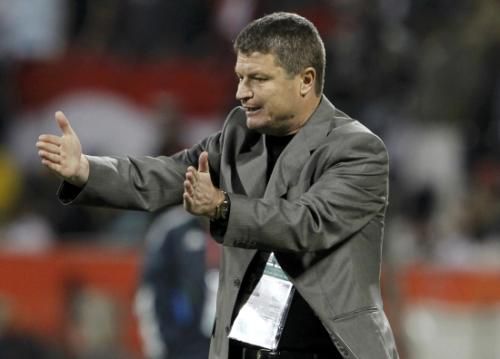 2011-01-132011-01-13t173047z_01_ac585_rtridsp_3_soccer-asian_reuters