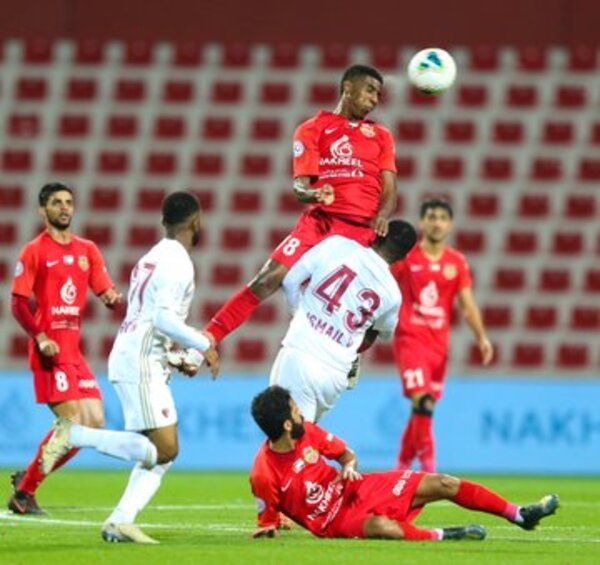 من الدوري الاماراتي 