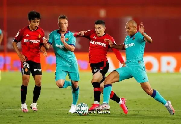 ?i=reuters%2f2020-06-13%2f2020-06-13t215758z_954035333_rc2l8h9600ne_rtrmadp_3_soccer-spain-rcd-fcb-report_reuters