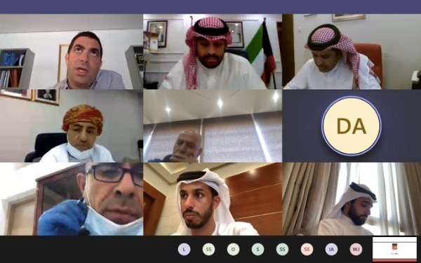 من الاجتماع