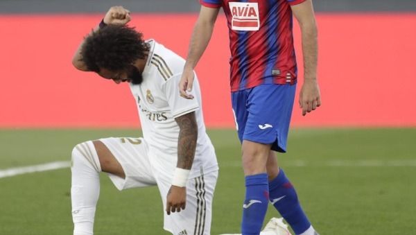 احتفال مارسيلو التضامني