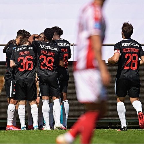 من المنافسات المحلية