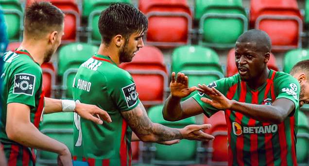 فرحة لاعبي ماريتيمو