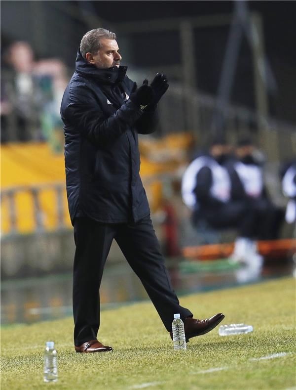  انجي بوستيكوجلو 