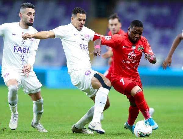 من الدوري الإماراتي