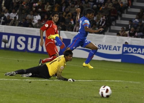 2011-01-142011-01-14t170642z_01_ac239_rtridsp_3_soccer-asian_reuters