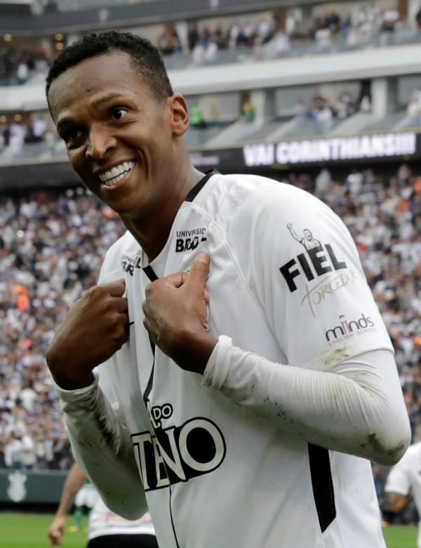 2017-12-05t102647z_896987518_rc12814cb830_rtrmadp_3_soccer-brazil_reuters