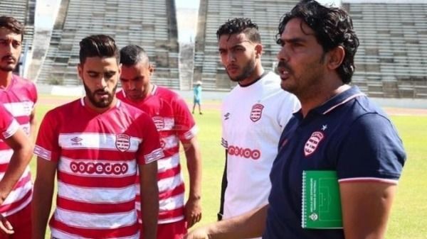 الدريدي مع لاعبي الإفريقي