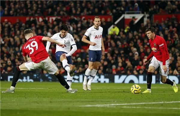 يونايتد وتوتنهام