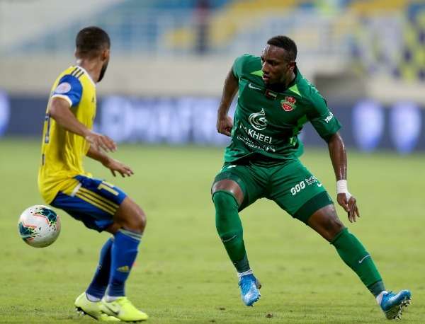 من الدوري الإماراتي