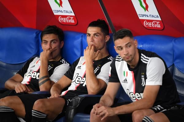 حسرة لاعبي يوفنتوس بعد نهائي كأس إيطاليا