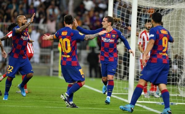 لاعبو برشلونة