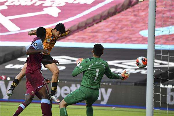 من مباراة وولفرهامبتون ضد وست هام