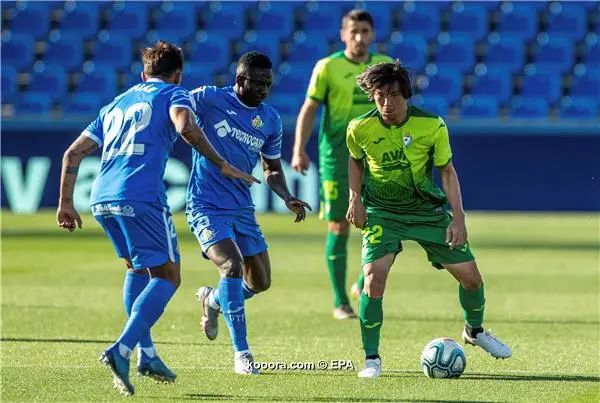 ?i=epa%2fsoccer%2f2020-06%2f2020-06-20%2f2020-06-20-08498726_epa