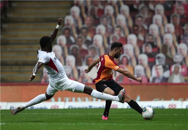 من مباراة جالطة سراي وغازي عنتاب