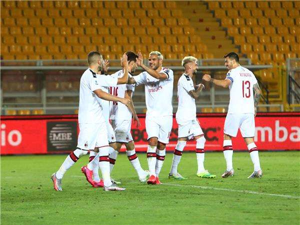 لاعبو ميلان