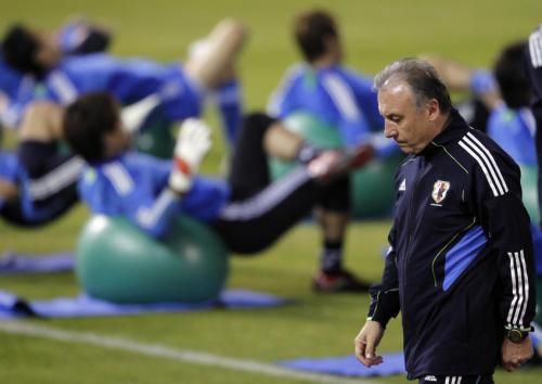 2011-01-152011-01-15t163515z_01_doh508_rtridsp_3_soccer-asian_reuters