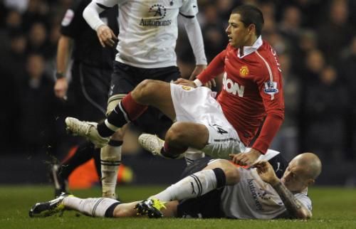2011-01-162011-01-16t182612z_01_awi20_rtridsp_3_soccer-england_reuters