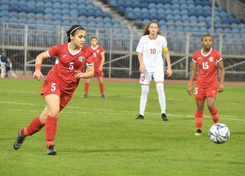 لجين البطوش