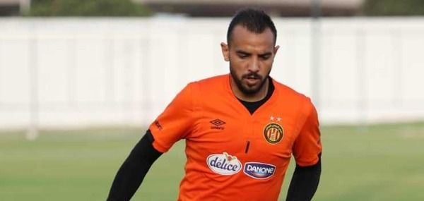 الحارس بن شريفية في تدريبات اليوم