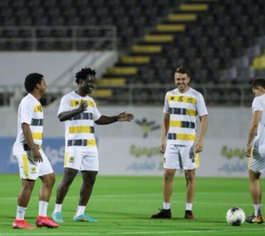 جانب من التدريبات