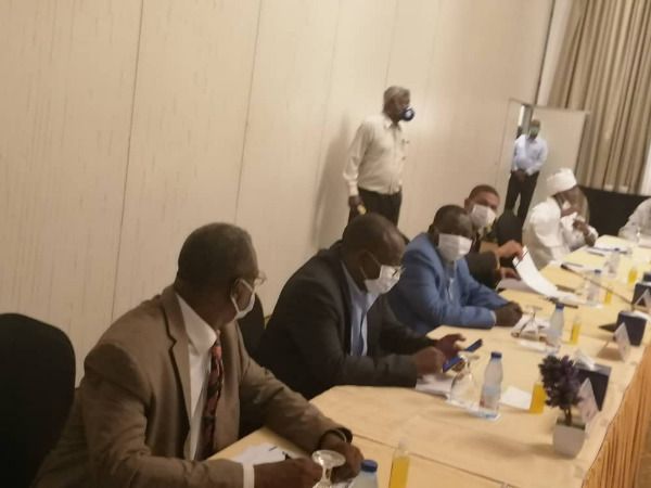 من الاجتماع