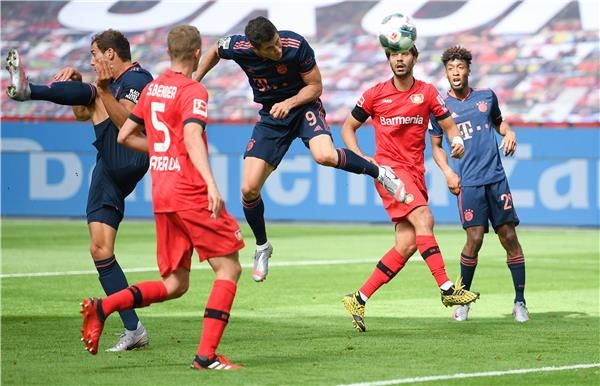 جانب من المباراة الأخيرة بين الفريقين