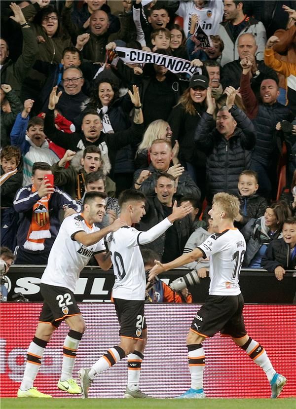 لاعبو فالنسيا