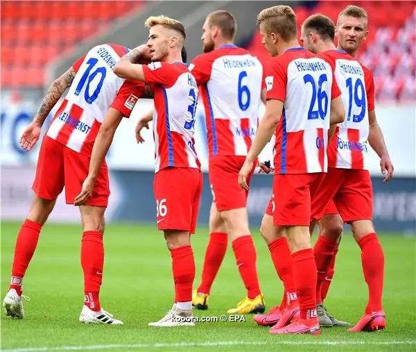 ?i=epa%2fsoccer%2f2020-06%2f2020-06-13%2f2020-06-13-08482590_epa