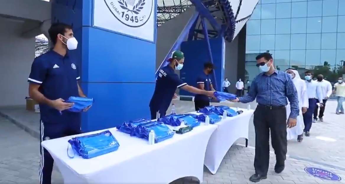 نجوم النصر خلال المبادرة