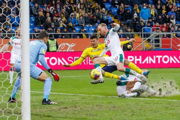 من المنافسات المحلية