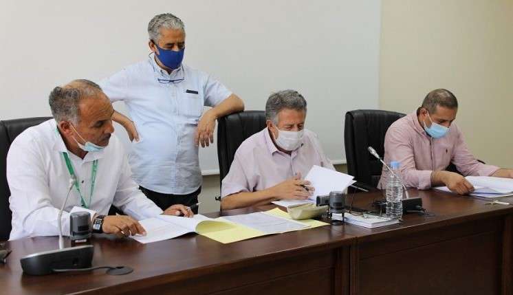 جانب من توقيع الاتفاقية